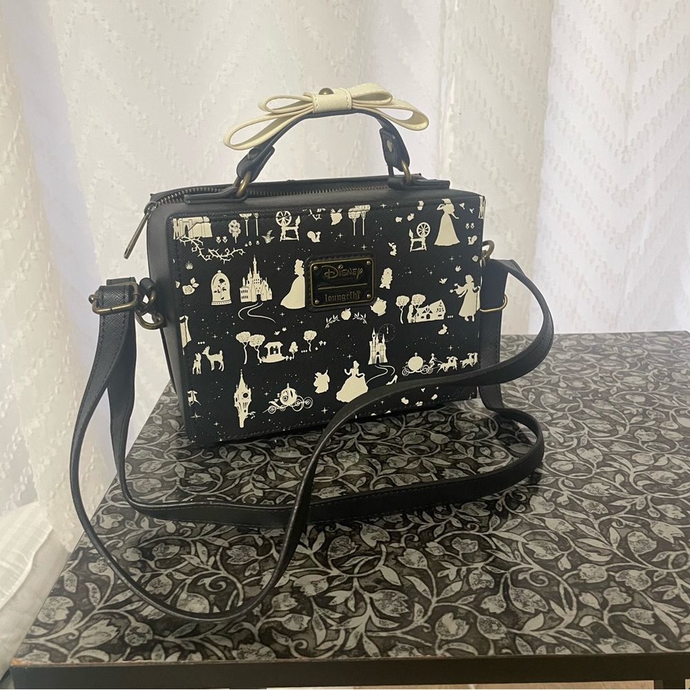 Loungefly Princess Crossbody and Wallet - Picture 2 of 7
